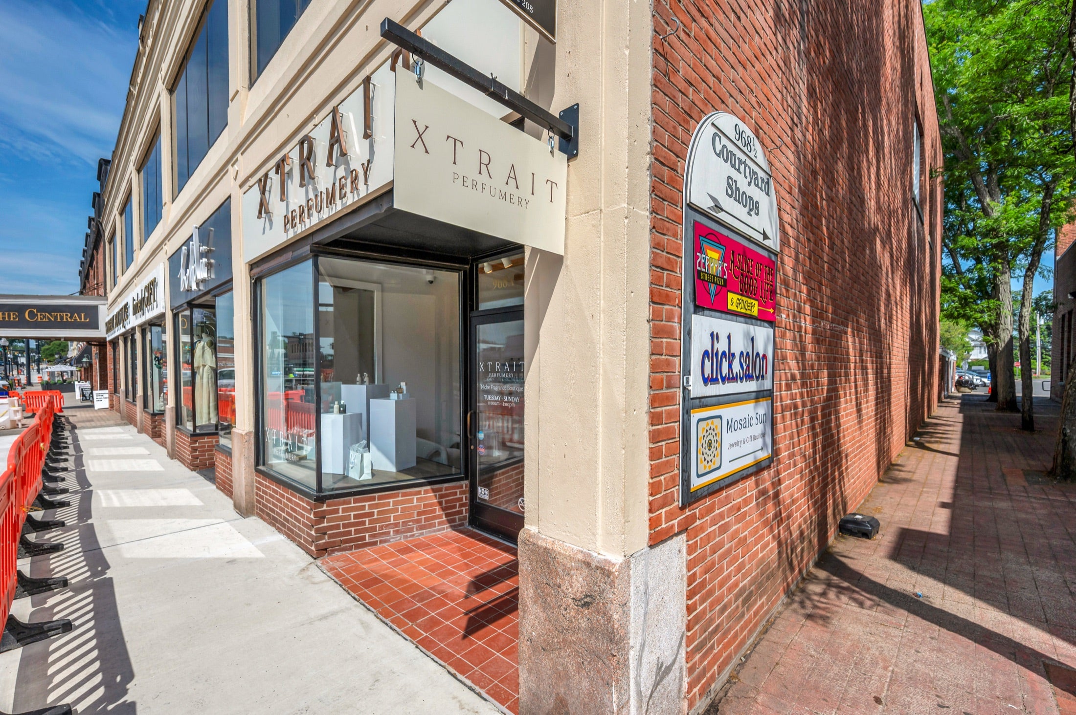 Xtrait Perfumery storefront in West Hartford Center